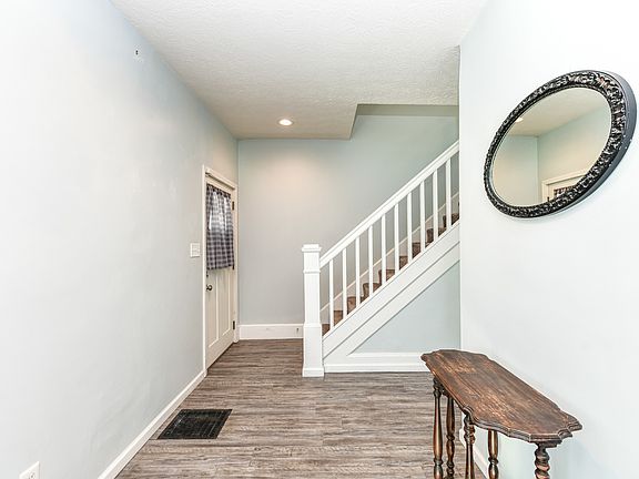 3rd image of 4225 Guilford Ave
