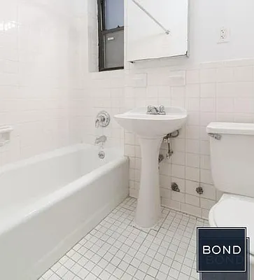 Rented by Bond New York | media 15