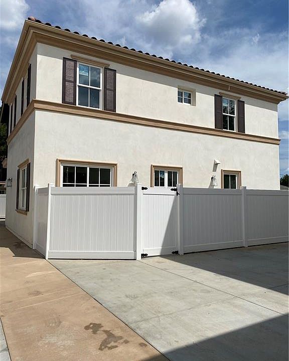 1st image of 1315 S Palm Ave