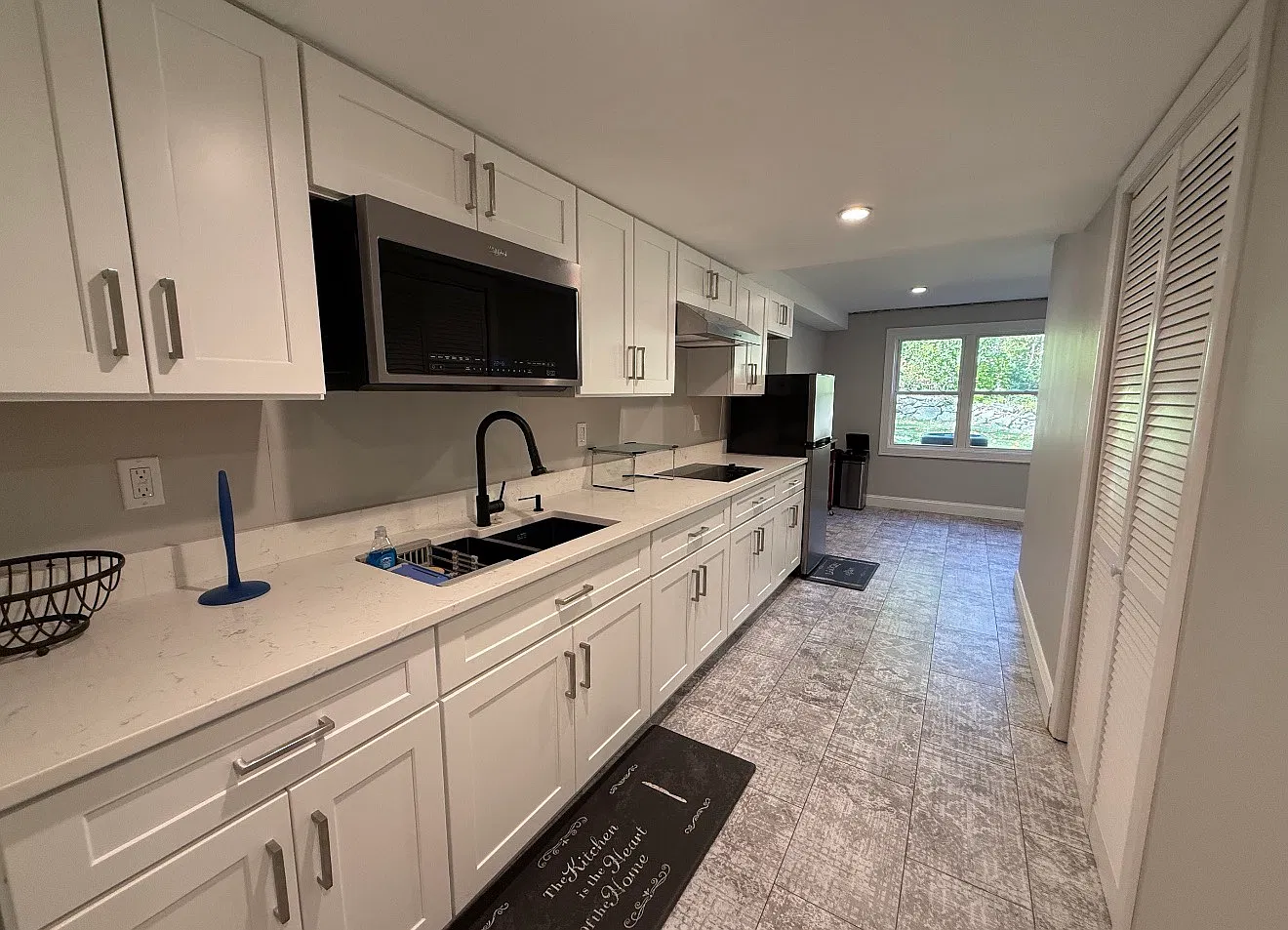 1639 Newfield Ave — Photo 1
