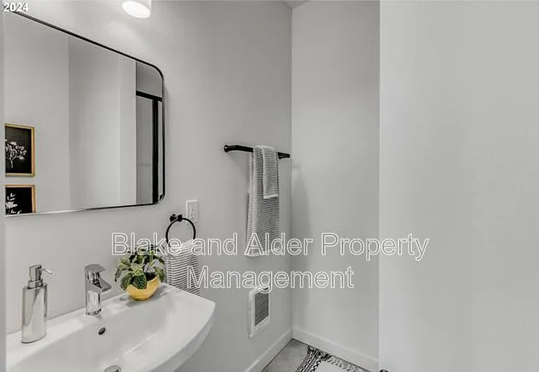 5221 SE Boise St — Photo 20
