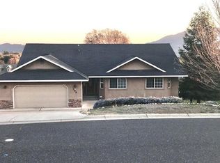 796 Live Oak Dr, Angels Camp, CA 95222