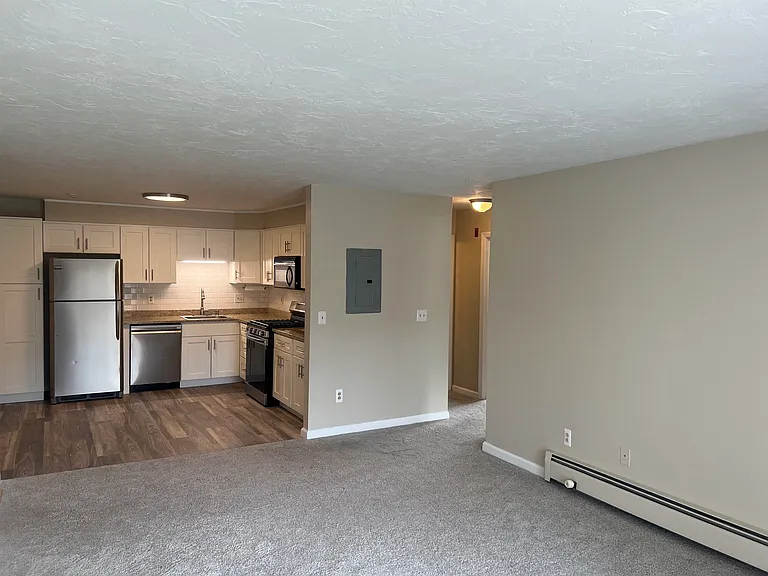 383 Huse Rd #25 — Photo 11