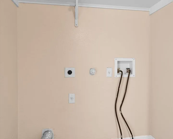 7502 Lazy Creek Dr #A — Photo 15