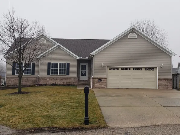407 Morgan Dr, Heyworth, IL 61745