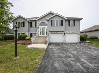 5123 W Fairground Ct, Monee, IL 60449