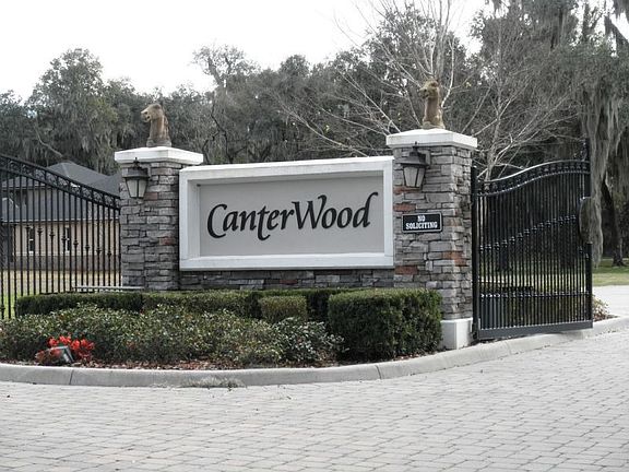 Canter Wood Gated Entrance
