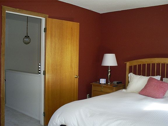 Master/All new carpet through out top floor.