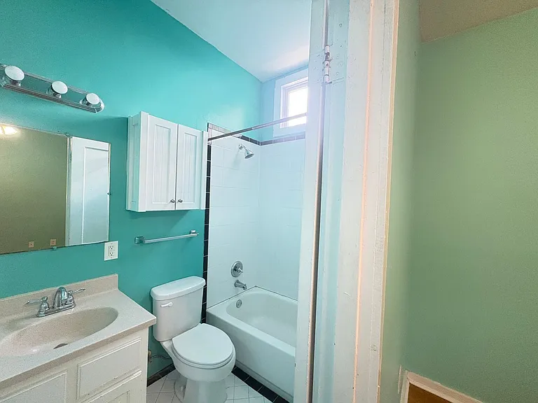 888 Walnut Street Ln — Photo 8