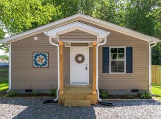 27 Forest Park Rd, Marion, NC 28752