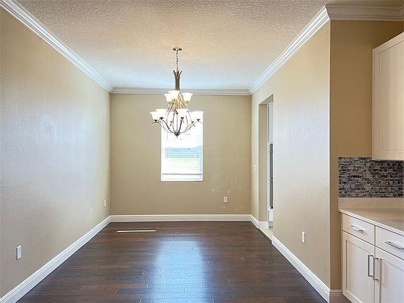 5th image of 145143 Crestavis Ave