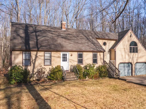 118 Locksley Lane, Wells, ME 04090