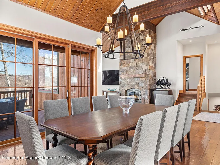 364 Ridge Rd — Photo 7