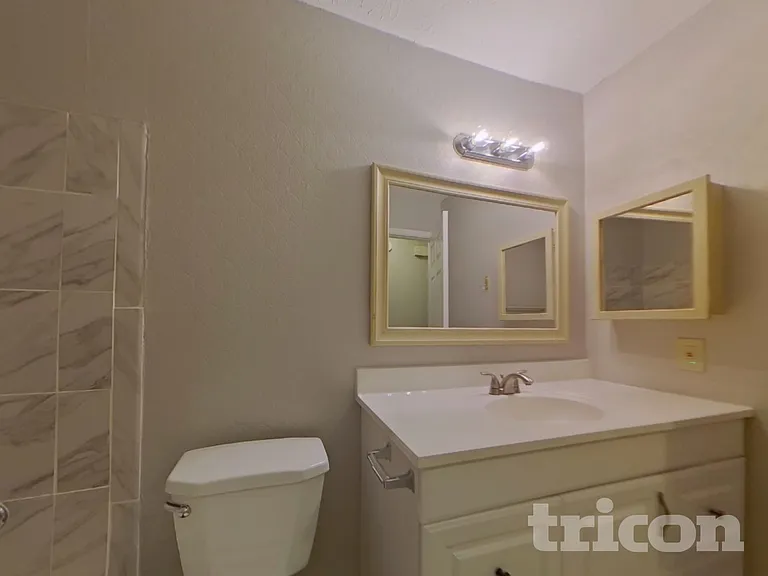 9980 Lake Forest Way — Photo 13