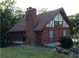 14598 Lakeview Cir, Crystal Lakes, MO 64024