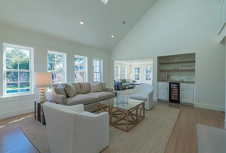 Pond View Dr — Photo 4