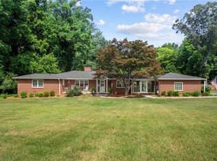 6745 Yadkinville Rd, Pfafftown, NC 27040
