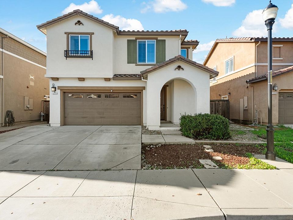1st image of 1210 Baylor Way