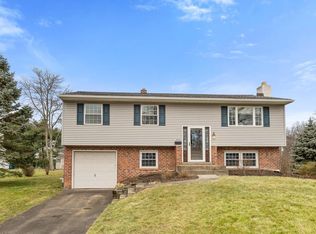 862 Knapp Rd, Lansdale, PA 19446