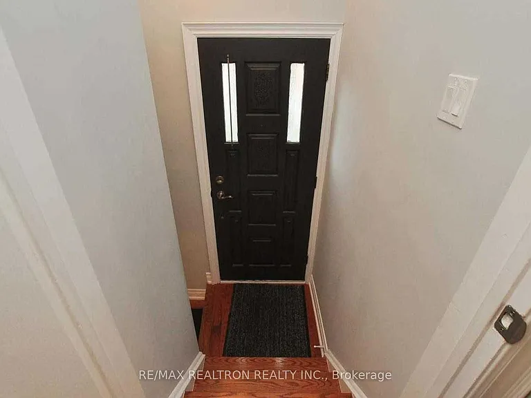 17 Crosland Dr #MAIN FL — Photo 15