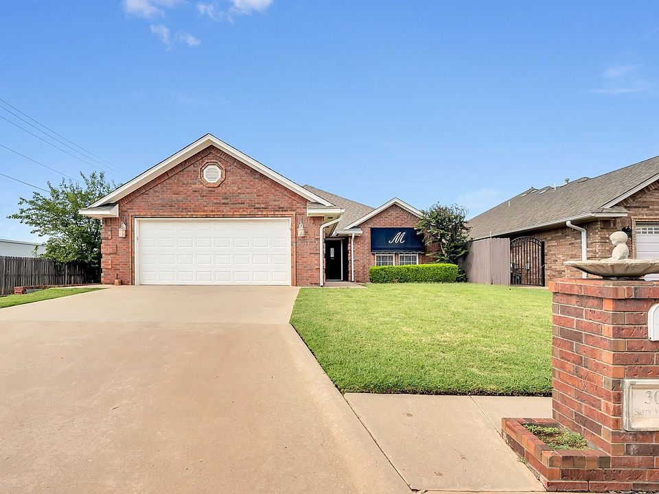 1st image of 305 Sierra Vista Ct
