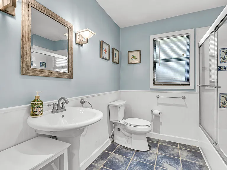 88 Pinehill Trl E — Photo 19