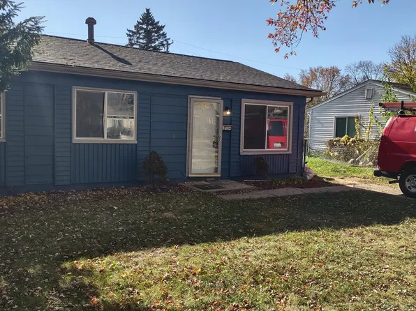 1734 Knowles St, Ypsilanti, MI 48198