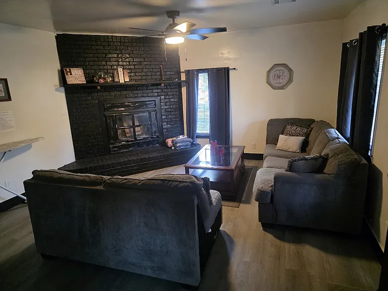 613 W Sequoyah Ave — Photo 3