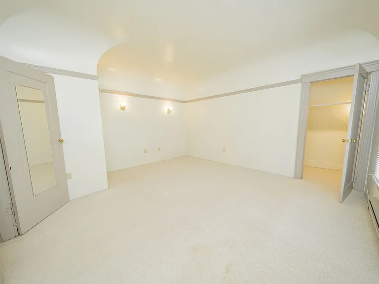 2267 Hearst Avenue — Photo 9