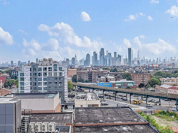 4th image of 153-38 Hillside Ave #5D