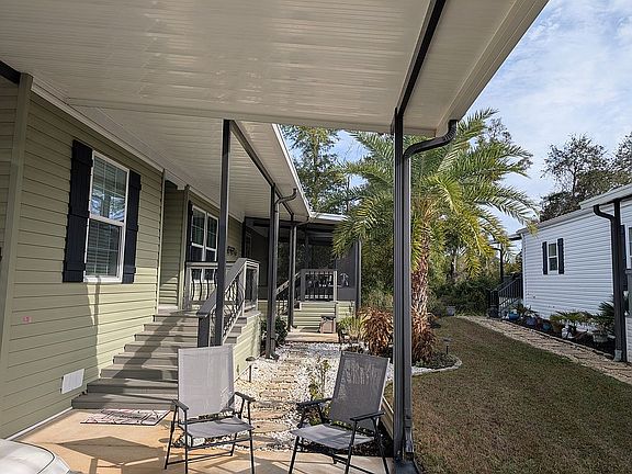 2nd image of 18623 Pondview Dr