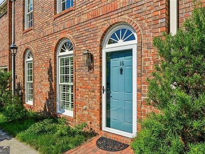 16 Kings Walk NE, Atlanta, GA, 30307