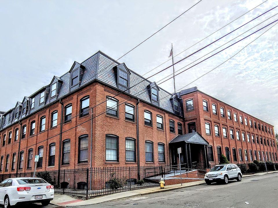 1st image of 10 Weston Ave APT 204