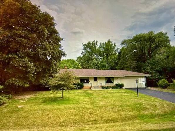 6251 West Wabash AVENUE, Brown Deer, WI 53223