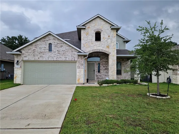 1920 Cartwright St, Bryan, TX 77807
