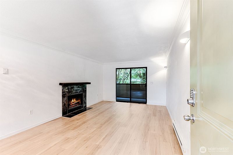 4th image of 23405 16th Avenue S #C203