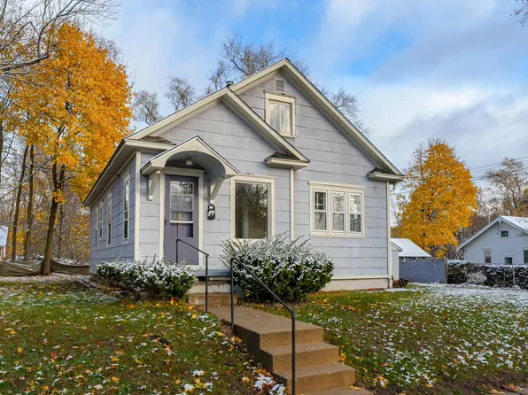 266 Parkway Dr, Battle Creek, MI 49037