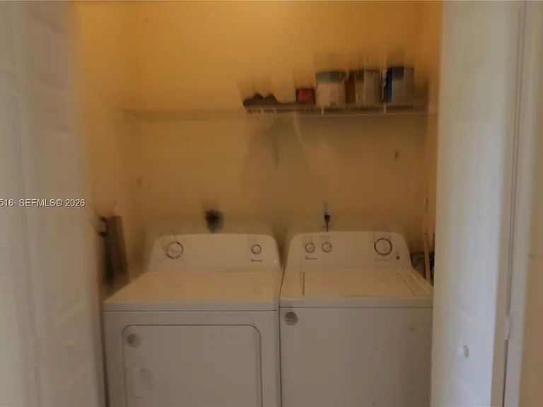8220 SW 25th Ct — Photo 11