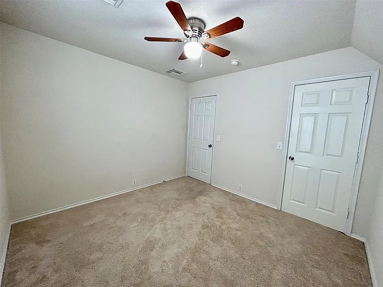 10623 Sugar Trace Dr — Photo 35