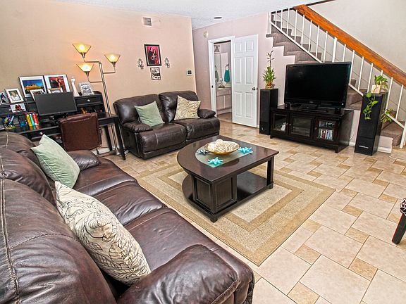 4th image of 14344 Foothill Blvd Unit 404