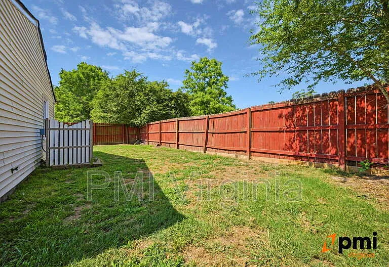 1701 Darrow St — Photo 29