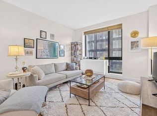 Dutch Lic, Long Island City, NY 11101