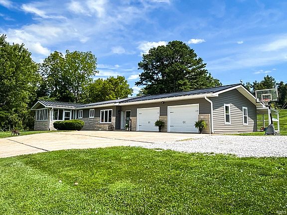 3rd image of 225 W County Road 250 N