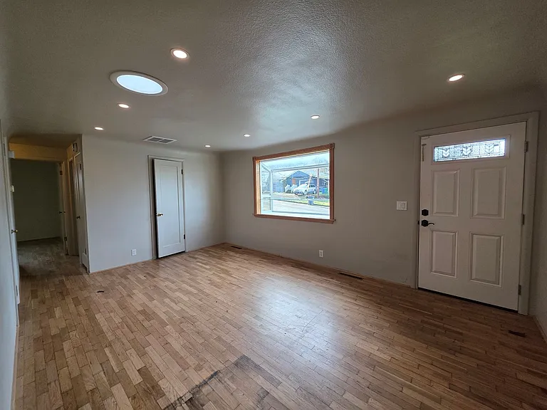 2275 Arthur Ct — Photo 1