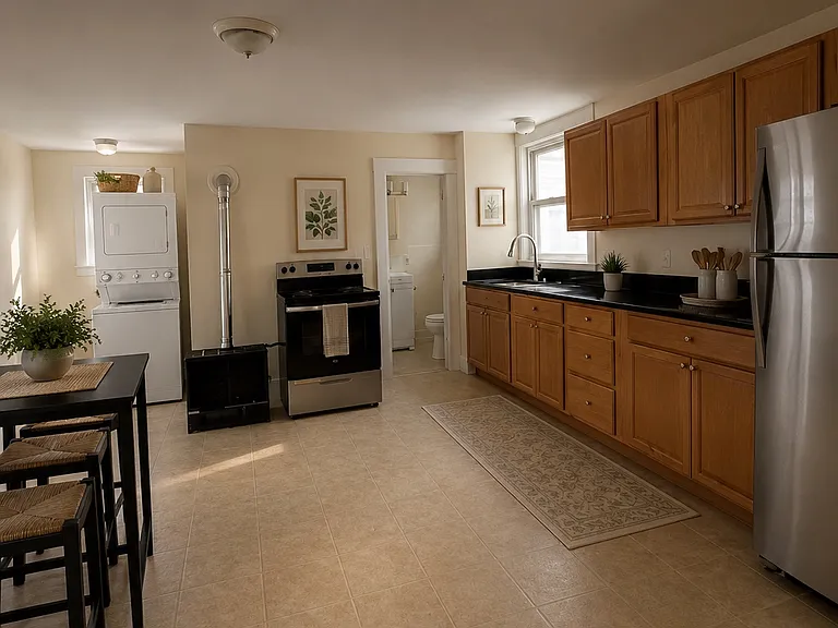 129 Orange St #2 — Photo 1