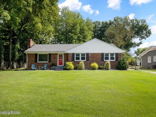 1905 Hoke Rd, Hurstbourne Acres, KY 40220