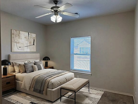3rd image of 1425 W Villa Maria Rd #306-1