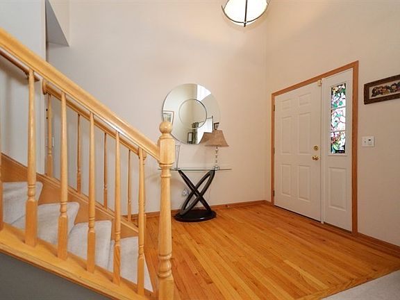 3rd image of 20408 Essex Ct