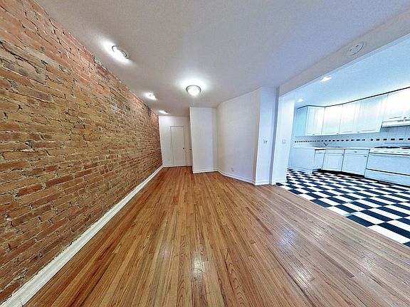 3rd image of 1628 3rd Ave APT 4A