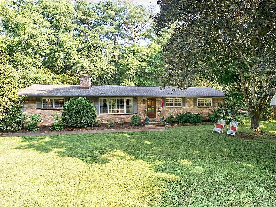 1st image of 7019 Rotherwood Dr